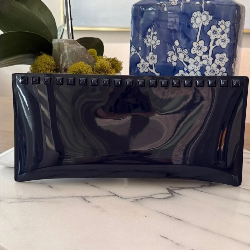 NWT Carmen Sol Julian Pochette